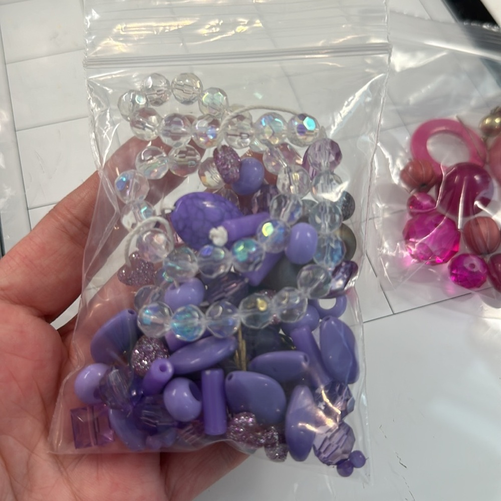 Bags of beads - Picture 4 of 5